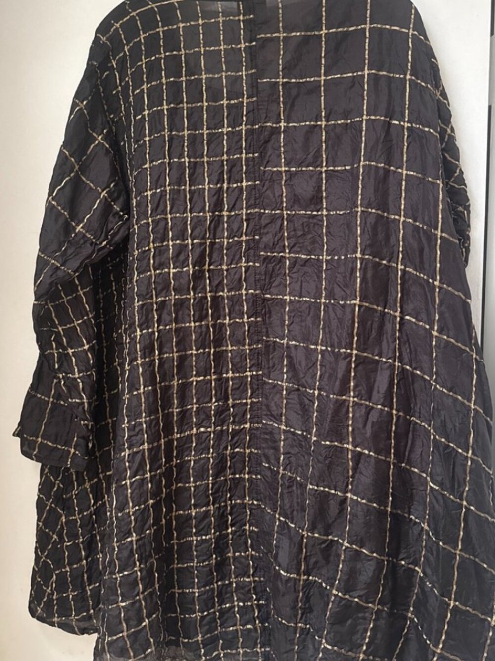 URU Black and Gold Silk Tunic Top Dress Button Front Lightweight Long Sleeves - Picture 2 of 15